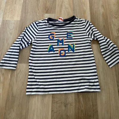 Tee shirt garçon / 4 ans